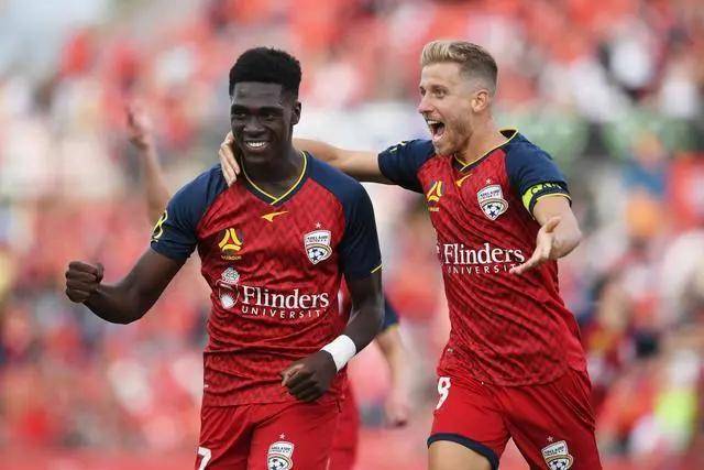 天亮了?换帅后1数据助曼联取胜止颓 或2-1蓝狐