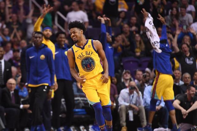 曾凡博受腰伤困扰离开国家队 5月受伤留下隐患